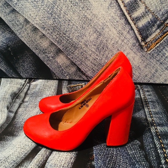 Bright Chunky Orange Heels - Picture 2 of 4